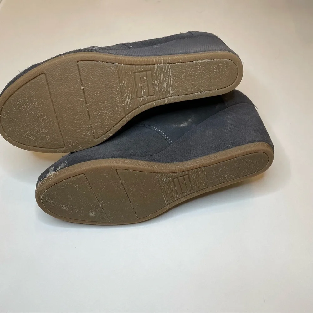 Gray Toms Wedges